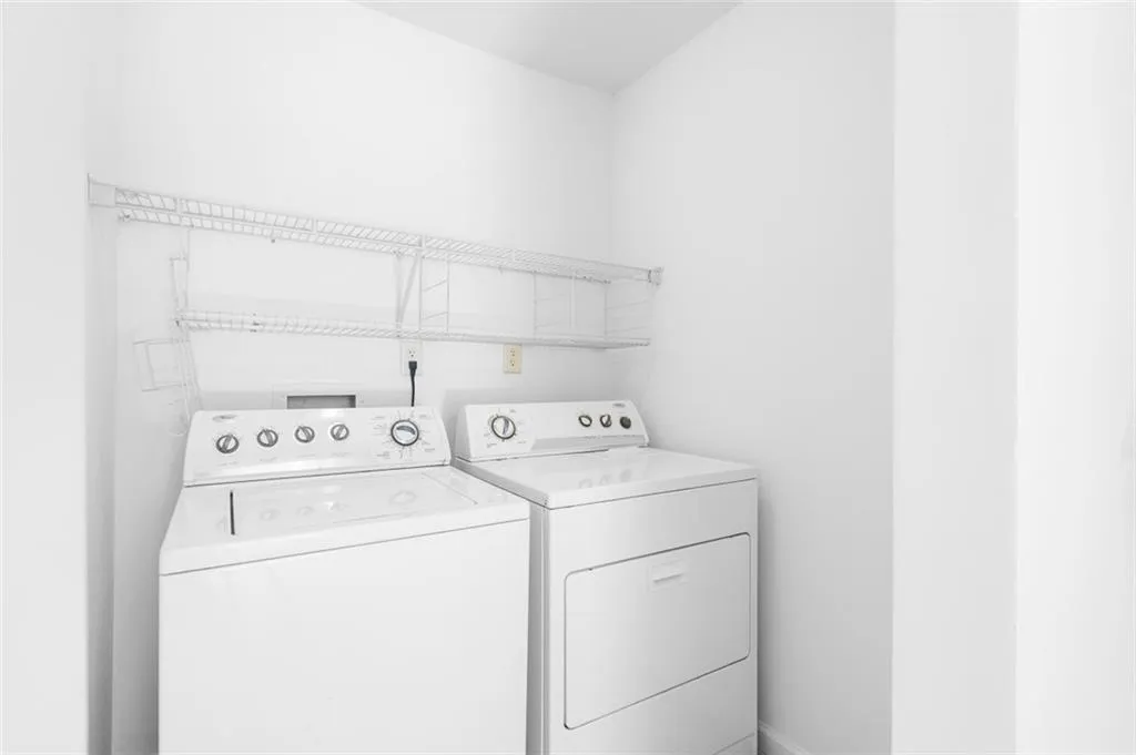 1468 Briarwood Road Ne Unit 602, Atlanta, Georgia 30319, 1 Bedroom Bedrooms, ,1 BathroomBathrooms,Residential,For Sale,1468 Briarwood Road Ne Unit 602,7558906