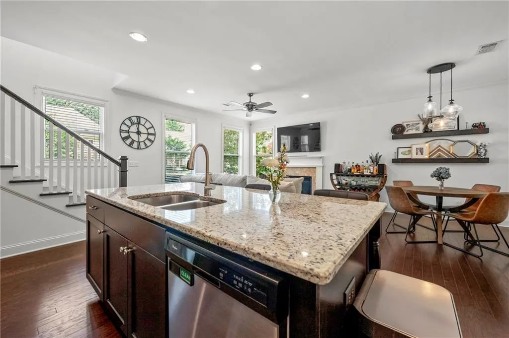 1585 Habershal Road Nw, Atlanta, Georgia 30318, 3 Bedrooms Bedrooms, ,2 BathroomsBathrooms,Residential,For Sale,1585 Habershal Road Nw,7617797