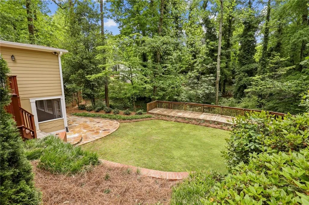 295 River Valley Road, Sandy Springs, Georgia 30328, 4 Bedrooms Bedrooms, ,4 BathroomsBathrooms,Residential,Sold,295 River Valley Road,6878040