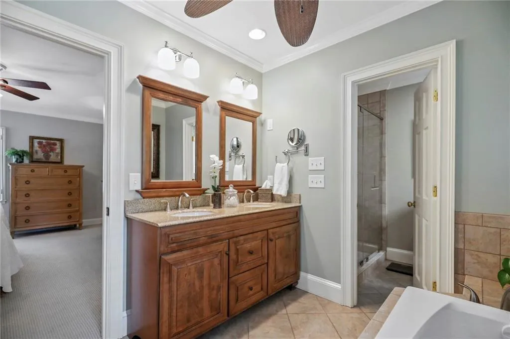 295 River Valley Road, Sandy Springs, Georgia 30328, 4 Bedrooms Bedrooms, ,4 BathroomsBathrooms,Residential,Sold,295 River Valley Road,6878040