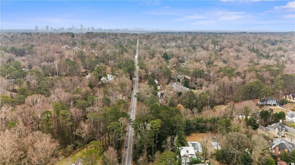 5635 Lake Forrest Drive, Sandy Springs, Georgia 30342, 3 Bedrooms Bedrooms, ,2 BathroomsBathrooms,Residential,For Sale,5635 Lake Forrest Drive,7728133
