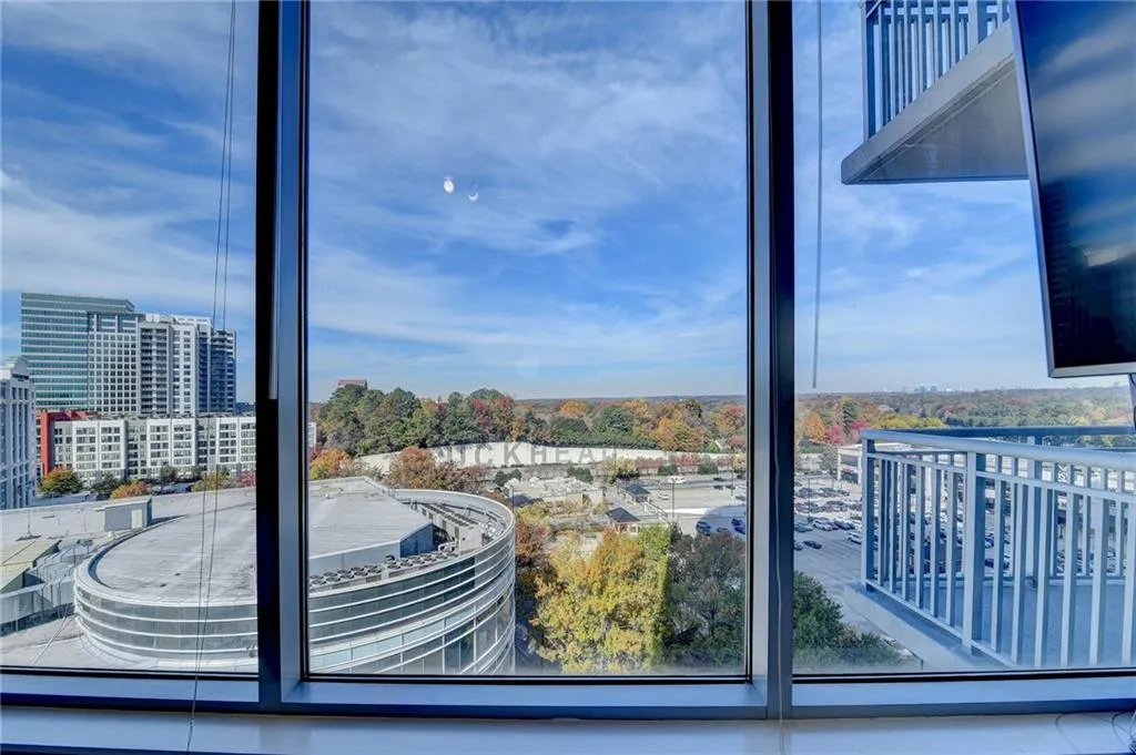 3338 Ne Peachtree Road Ne Unit 1102, Atlanta, Georgia 30326, 2 Bedrooms Bedrooms, ,2 BathroomsBathrooms,Residential,For Sale,3338 Ne Peachtree Road Ne Unit 1102,7497990