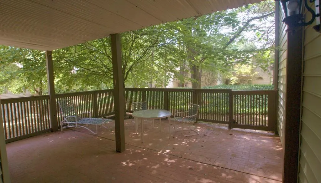 205 Garden Court Ne Unit 205, Atlanta, Georgia 30328, 3 Bedrooms Bedrooms, ,2 BathroomsBathrooms,Residential,Sold,205 Garden Court Ne Unit 205,5551918