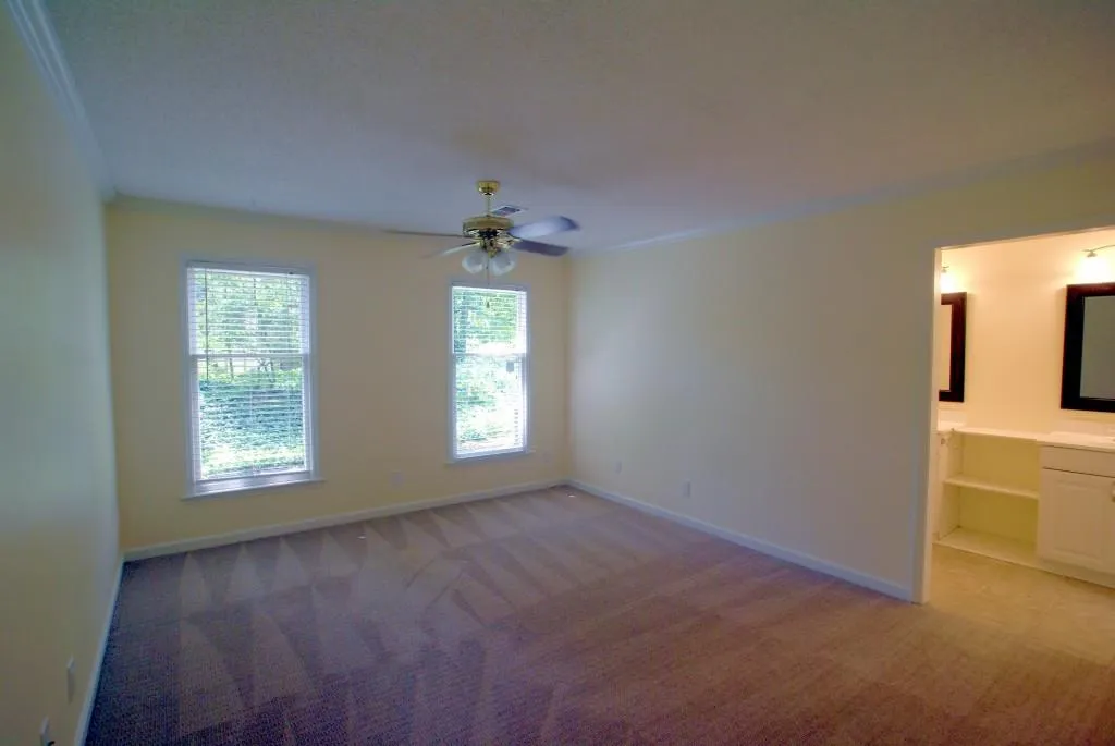 205 Garden Court Ne Unit 205, Atlanta, Georgia 30328, 3 Bedrooms Bedrooms, ,2 BathroomsBathrooms,Residential,Sold,205 Garden Court Ne Unit 205,5551918