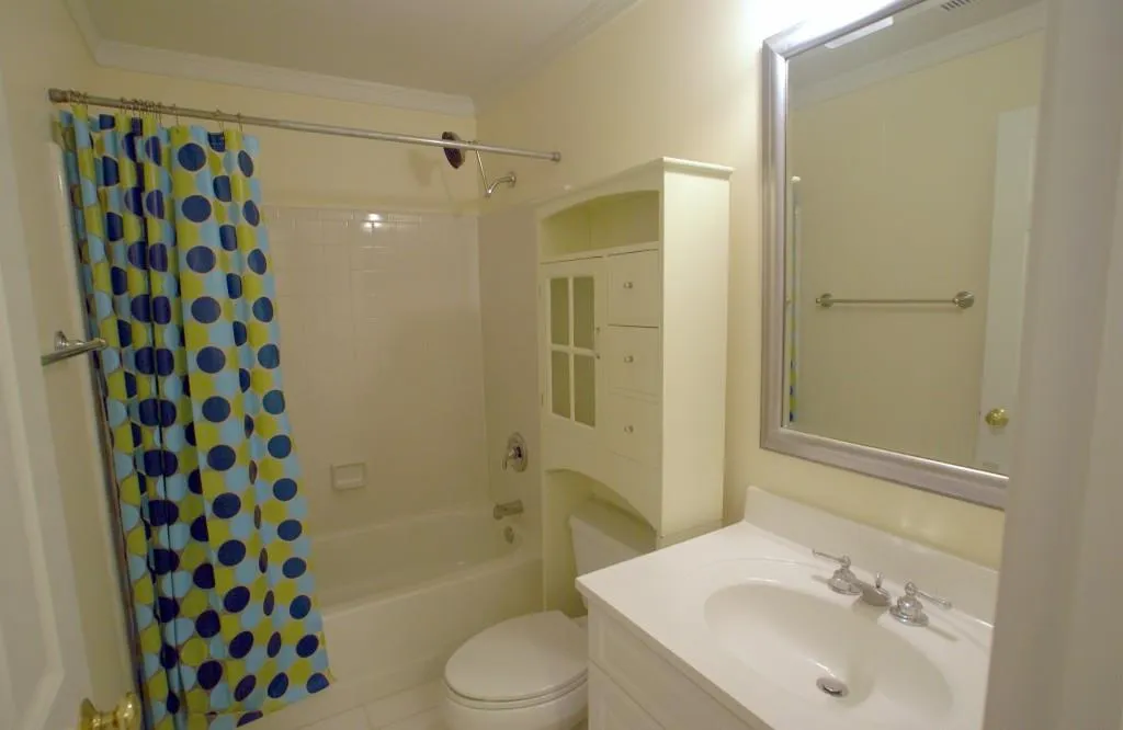 205 Garden Court Ne Unit 205, Atlanta, Georgia 30328, 3 Bedrooms Bedrooms, ,2 BathroomsBathrooms,Residential,Sold,205 Garden Court Ne Unit 205,5551918