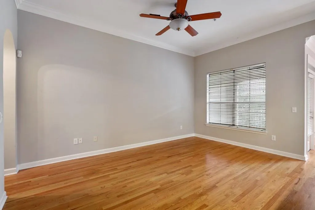 3777 Peachtree Road Ne Unit 1132, Brookhaven, Georgia 30319, 2 Bedrooms Bedrooms, ,2 BathroomsBathrooms,Residential,Sold,3777 Peachtree Road Ne Unit 1132,5923678