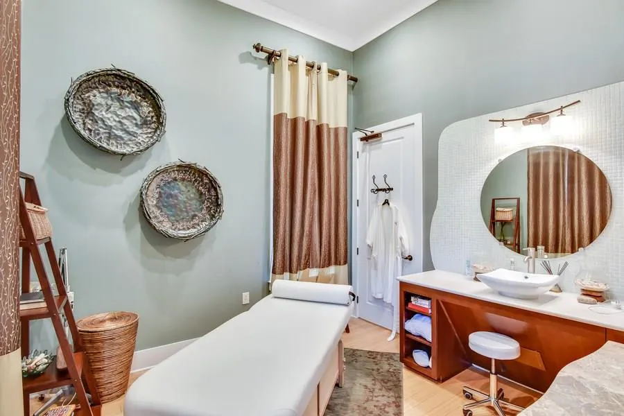 200 River Vista Drive Drive Unit 239, Atlanta, Georgia 30339, 1 Bedroom Bedrooms, ,1 BathroomBathrooms,Residential,Sold,200 River Vista Drive Drive Unit 239,6115200