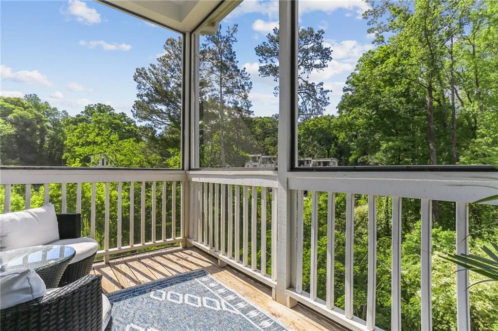 2002 Wheaton Way, Atlanta, Georgia 30328, 4 Bedrooms Bedrooms, ,3 BathroomsBathrooms,Residential,Sold,2002 Wheaton Way,6881350