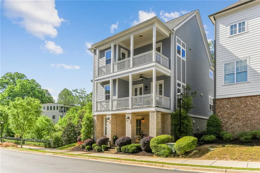 2002 Wheaton Way, Atlanta, Georgia 30328, 4 Bedrooms Bedrooms, ,3 BathroomsBathrooms,Residential,Sold,2002 Wheaton Way,6881350