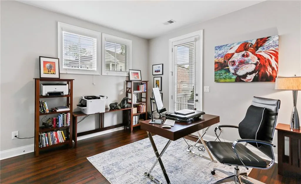 2002 Wheaton Way, Atlanta, Georgia 30328, 4 Bedrooms Bedrooms, ,3 BathroomsBathrooms,Residential,Sold,2002 Wheaton Way,6881350