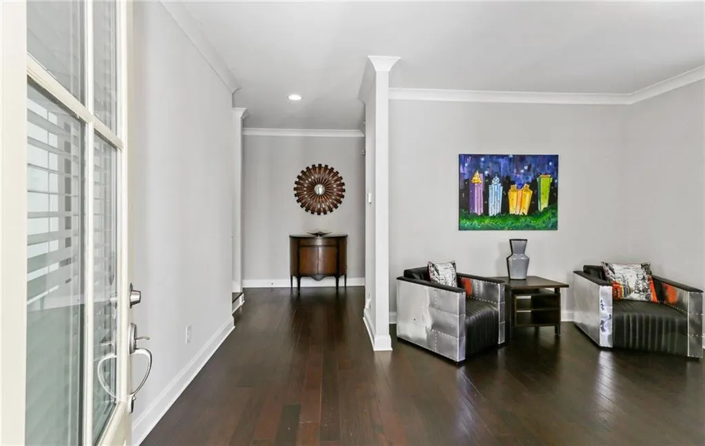 2002 Wheaton Way, Atlanta, Georgia 30328, 4 Bedrooms Bedrooms, ,3 BathroomsBathrooms,Residential,Sold,2002 Wheaton Way,6881350