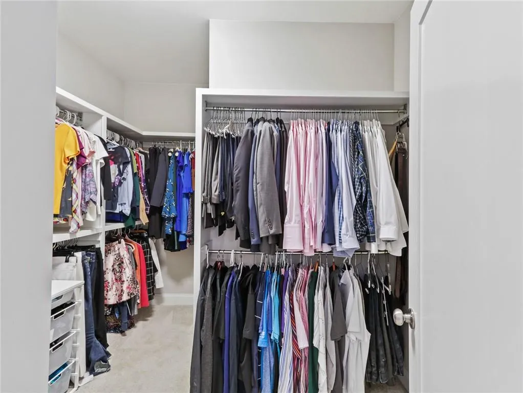 2002 Wheaton Way, Atlanta, Georgia 30328, 4 Bedrooms Bedrooms, ,3 BathroomsBathrooms,Residential,Sold,2002 Wheaton Way,6881350