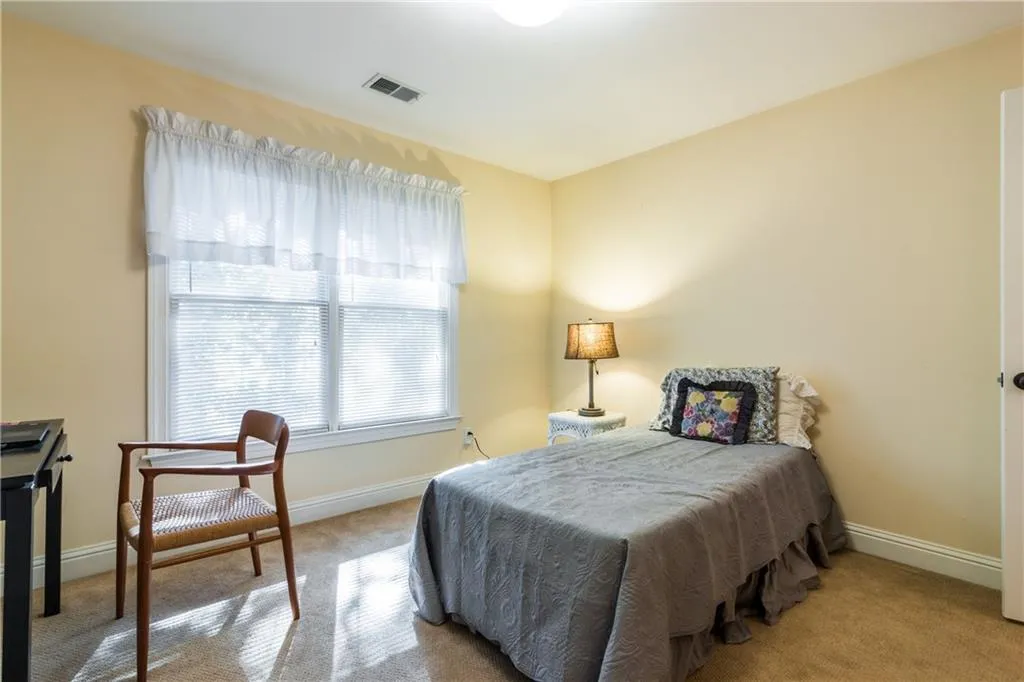 6250 Glen Oaks Lane, Sandy Springs, Georgia 30328, 4 Bedrooms Bedrooms, ,3 BathroomsBathrooms,Residential,Sold,6250 Glen Oaks Lane,5933340