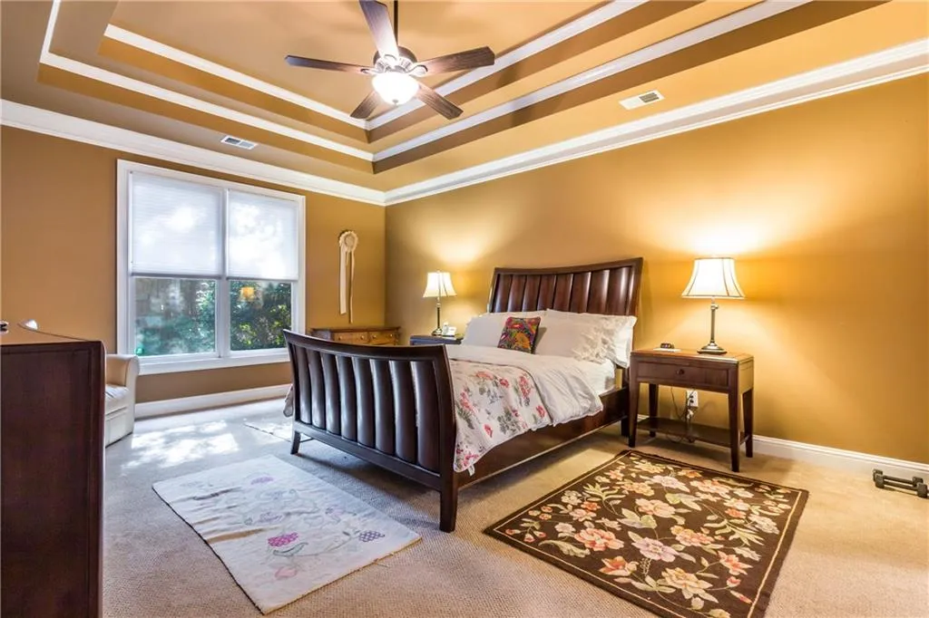 6250 Glen Oaks Lane, Sandy Springs, Georgia 30328, 4 Bedrooms Bedrooms, ,3 BathroomsBathrooms,Residential,Sold,6250 Glen Oaks Lane,5933340