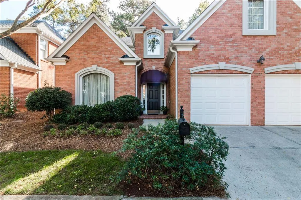 6250 Glen Oaks Lane, Sandy Springs, Georgia 30328, 4 Bedrooms Bedrooms, ,3 BathroomsBathrooms,Residential,Sold,6250 Glen Oaks Lane,5933340