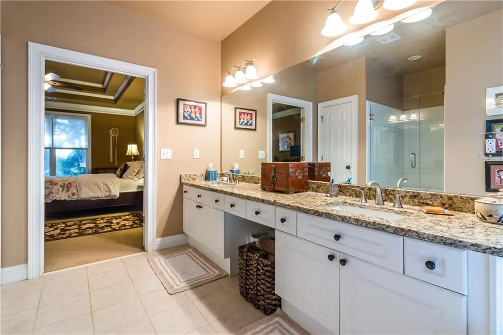 6250 Glen Oaks Lane, Sandy Springs, Georgia 30328, 4 Bedrooms Bedrooms, ,3 BathroomsBathrooms,Residential,Sold,6250 Glen Oaks Lane,5933340