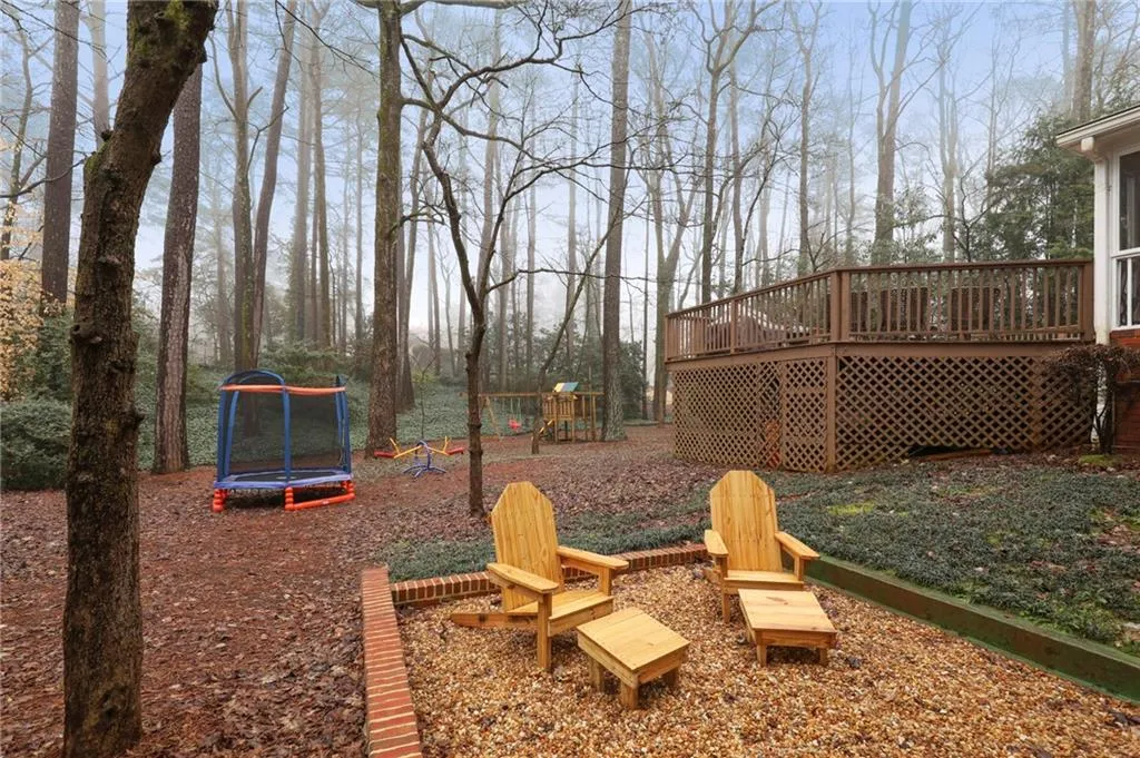 6385 River Overlook Drive, Sandy Springs, Georgia 30328, 5 Bedrooms Bedrooms, ,4 BathroomsBathrooms,Residential,Sold,6385 River Overlook Drive,6685826