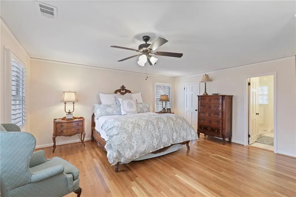 6385 River Overlook Drive, Sandy Springs, Georgia 30328, 5 Bedrooms Bedrooms, ,4 BathroomsBathrooms,Residential,Sold,6385 River Overlook Drive,6685826