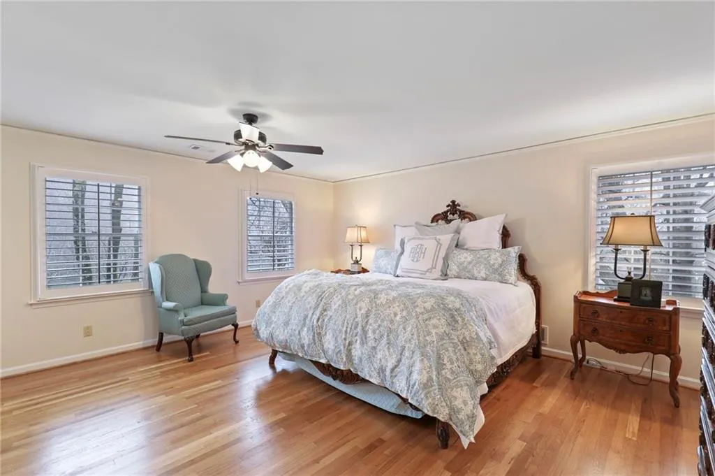 6385 River Overlook Drive, Sandy Springs, Georgia 30328, 5 Bedrooms Bedrooms, ,4 BathroomsBathrooms,Residential,Sold,6385 River Overlook Drive,6685826