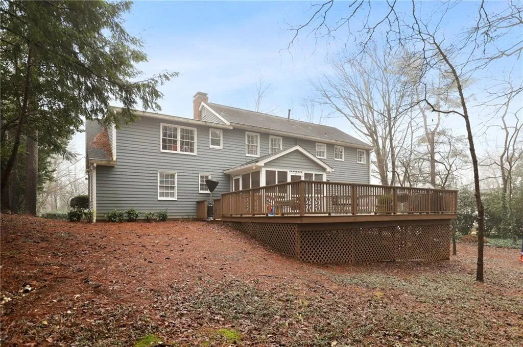 6385 River Overlook Drive, Sandy Springs, Georgia 30328, 5 Bedrooms Bedrooms, ,4 BathroomsBathrooms,Residential,Sold,6385 River Overlook Drive,6685826