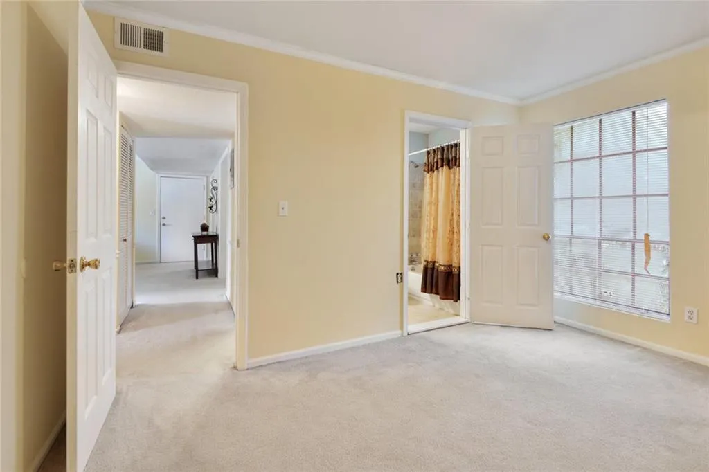 5531 Kingsport Drive, Sandy Springs, Georgia 30342, 2 Bedrooms Bedrooms, ,1 BathroomBathrooms,Residential,Sold,5531 Kingsport Drive,6716768