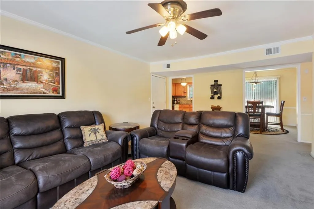 5531 Kingsport Drive, Sandy Springs, Georgia 30342, 2 Bedrooms Bedrooms, ,1 BathroomBathrooms,Residential,Sold,5531 Kingsport Drive,6716768