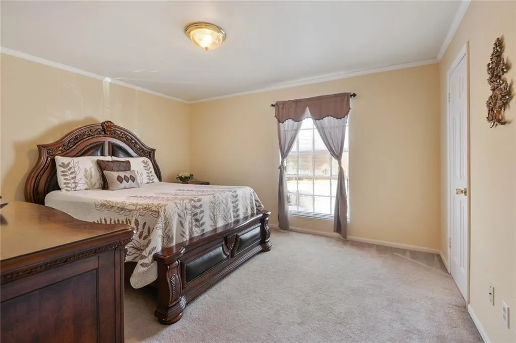 5531 Kingsport Drive, Sandy Springs, Georgia 30342, 2 Bedrooms Bedrooms, ,1 BathroomBathrooms,Residential,Sold,5531 Kingsport Drive,6716768