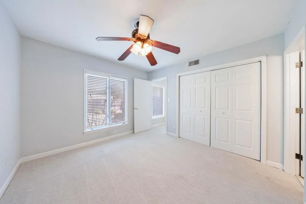 13 Ivy Square Ne, Atlanta, Georgia 30342, 3 Bedrooms Bedrooms, ,3 BathroomsBathrooms,Residential,For Sale,13 Ivy Square Ne,7592131
