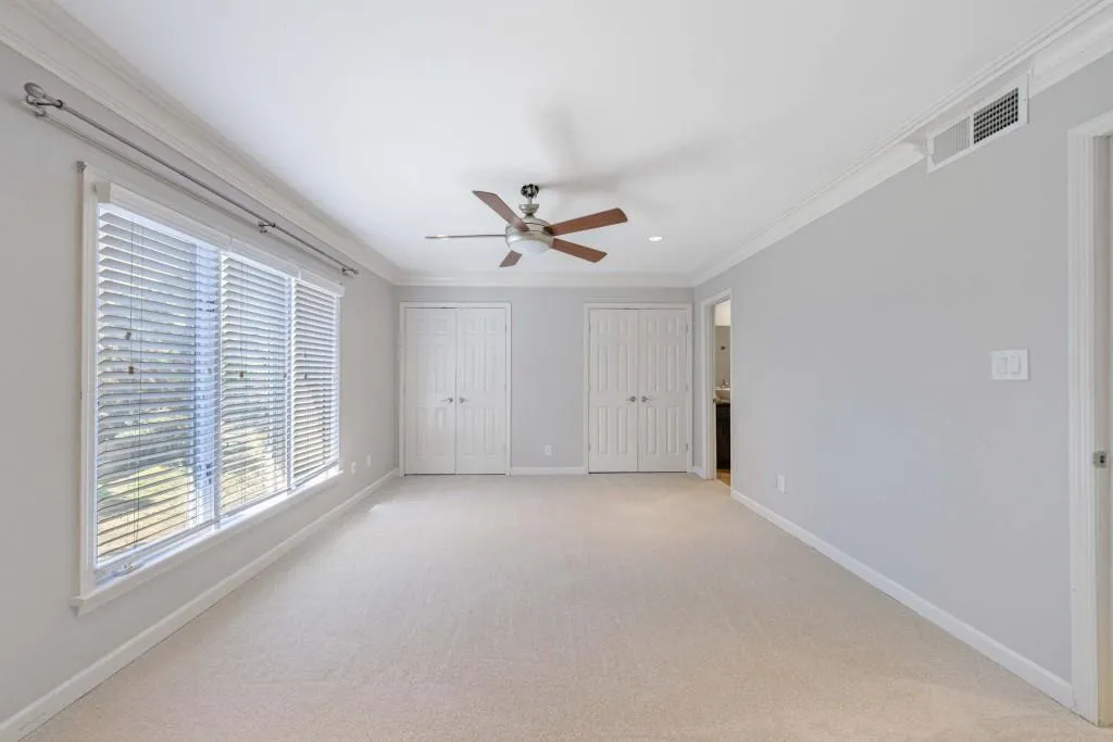 13 Ivy Square Ne, Atlanta, Georgia 30342, 3 Bedrooms Bedrooms, ,3 BathroomsBathrooms,Residential,For Sale,13 Ivy Square Ne,7592131