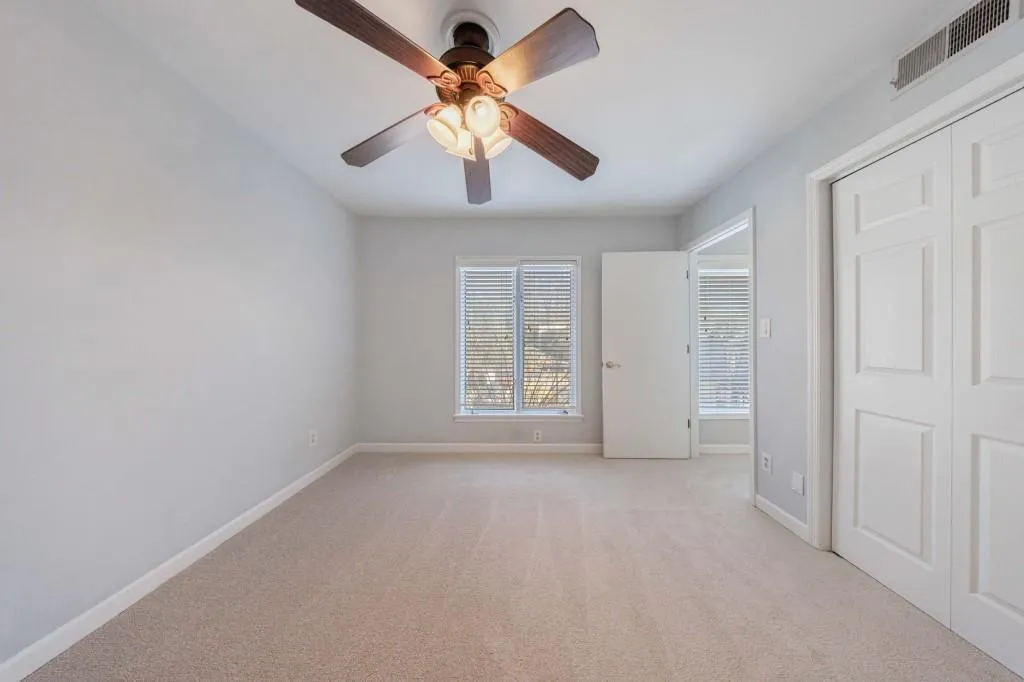 13 Ivy Square Ne, Atlanta, Georgia 30342, 3 Bedrooms Bedrooms, ,3 BathroomsBathrooms,Residential,For Sale,13 Ivy Square Ne,7592131
