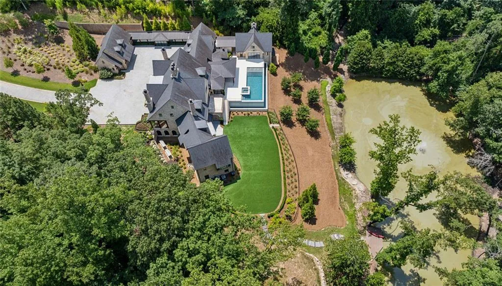 4725 Nw Northside Drive, Sandy Springs, Georgia 30327, 7 Bedrooms Bedrooms, ,8 BathroomsBathrooms,Residential,For Sale,4725 Nw Northside Drive,7608475