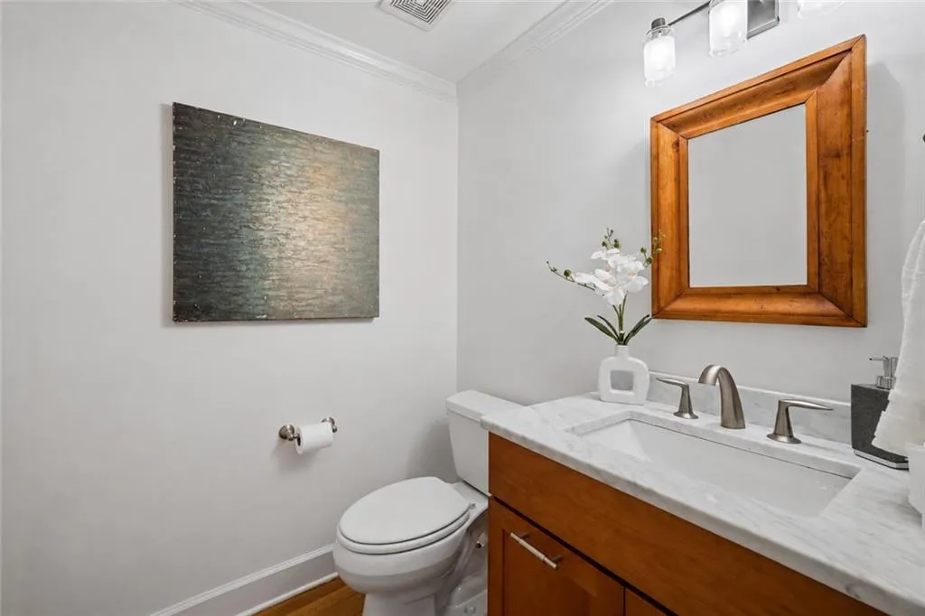 576 Pelham Road Ne, Atlanta, Georgia 30324, 5 Bedrooms Bedrooms, 0 ,3 BathroomsBathrooms,Residential,For Sale,576 Pelham Road Ne,7848669
