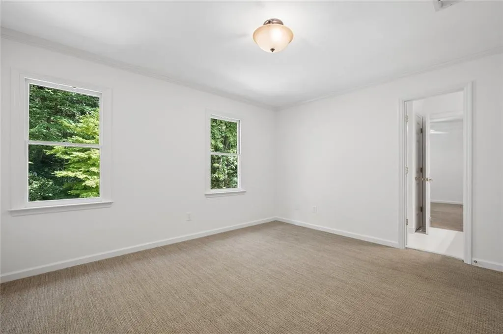576 Pelham Road Ne, Atlanta, Georgia 30324, 5 Bedrooms Bedrooms, 0 ,3 BathroomsBathrooms,Residential,For Sale,576 Pelham Road Ne,7848669