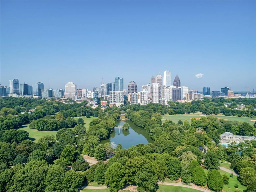 576 Pelham Road Ne, Atlanta, Georgia 30324, 5 Bedrooms Bedrooms, 0 ,3 BathroomsBathrooms,Residential,For Sale,576 Pelham Road Ne,7848669