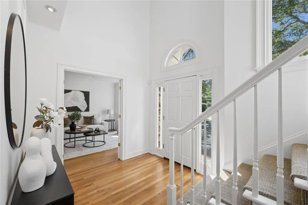 576 Pelham Road Ne, Atlanta, Georgia 30324, 5 Bedrooms Bedrooms, 0 ,3 BathroomsBathrooms,Residential,For Sale,576 Pelham Road Ne,7848669