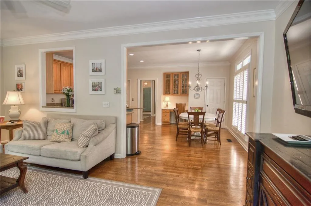 1757 Marvin Street Nw, Atlanta, Georgia 30318, 3 Bedrooms Bedrooms, ,2 BathroomsBathrooms,Residential,Sold,1757 Marvin Street Nw,5697032