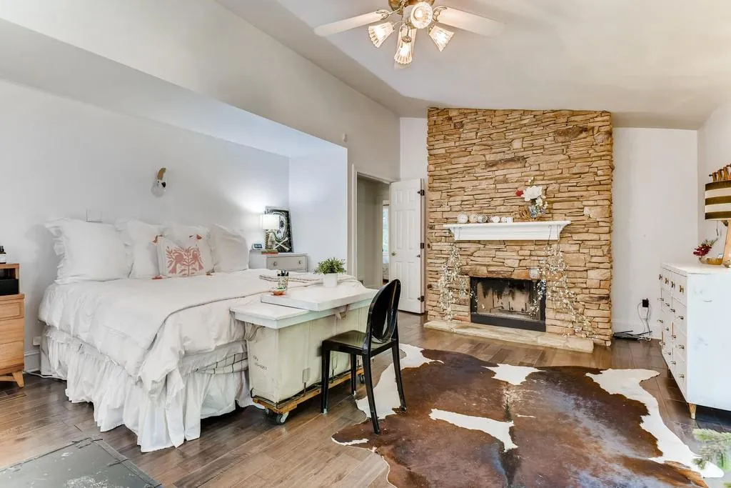 3390 Spalding Drive, Sandy Springs, Georgia 30350, 4 Bedrooms Bedrooms, ,3 BathroomsBathrooms,Residential,Sold,3390 Spalding Drive,6732358