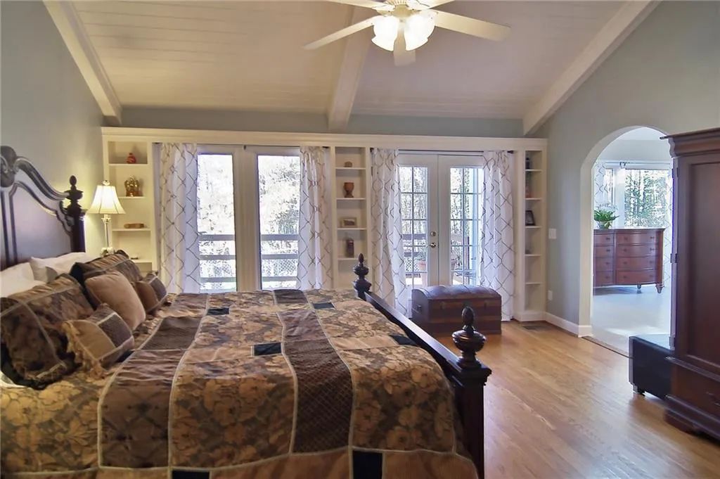 7975 Saddle Ridge Drive, Dunwoody, Georgia 30350, 4 Bedrooms Bedrooms, ,3 BathroomsBathrooms,Residential,Sold,7975 Saddle Ridge Drive,5633665