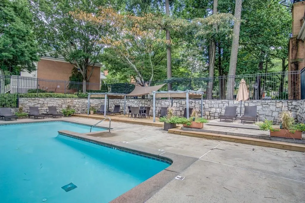 68 Mount Vernon Circle, Sandy Springs, Georgia 30338, 2 Bedrooms Bedrooms, ,2 BathroomsBathrooms,Residential,Sold,68 Mount Vernon Circle,5902692