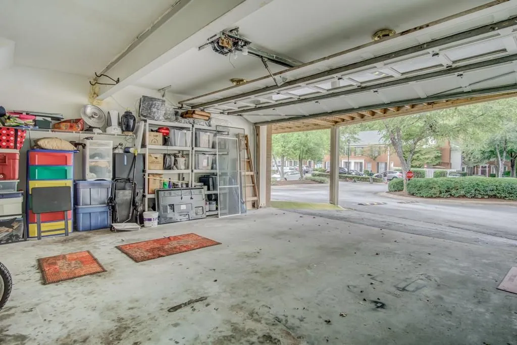 68 Mount Vernon Circle, Sandy Springs, Georgia 30338, 2 Bedrooms Bedrooms, ,2 BathroomsBathrooms,Residential,Sold,68 Mount Vernon Circle,5902692
