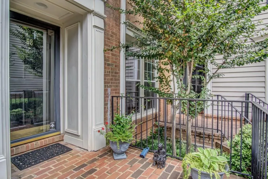 68 Mount Vernon Circle, Sandy Springs, Georgia 30338, 2 Bedrooms Bedrooms, ,2 BathroomsBathrooms,Residential,Sold,68 Mount Vernon Circle,5902692