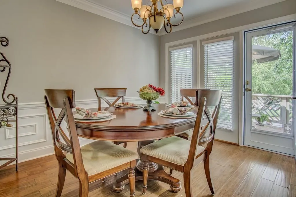 68 Mount Vernon Circle, Sandy Springs, Georgia 30338, 2 Bedrooms Bedrooms, ,2 BathroomsBathrooms,Residential,Sold,68 Mount Vernon Circle,5902692