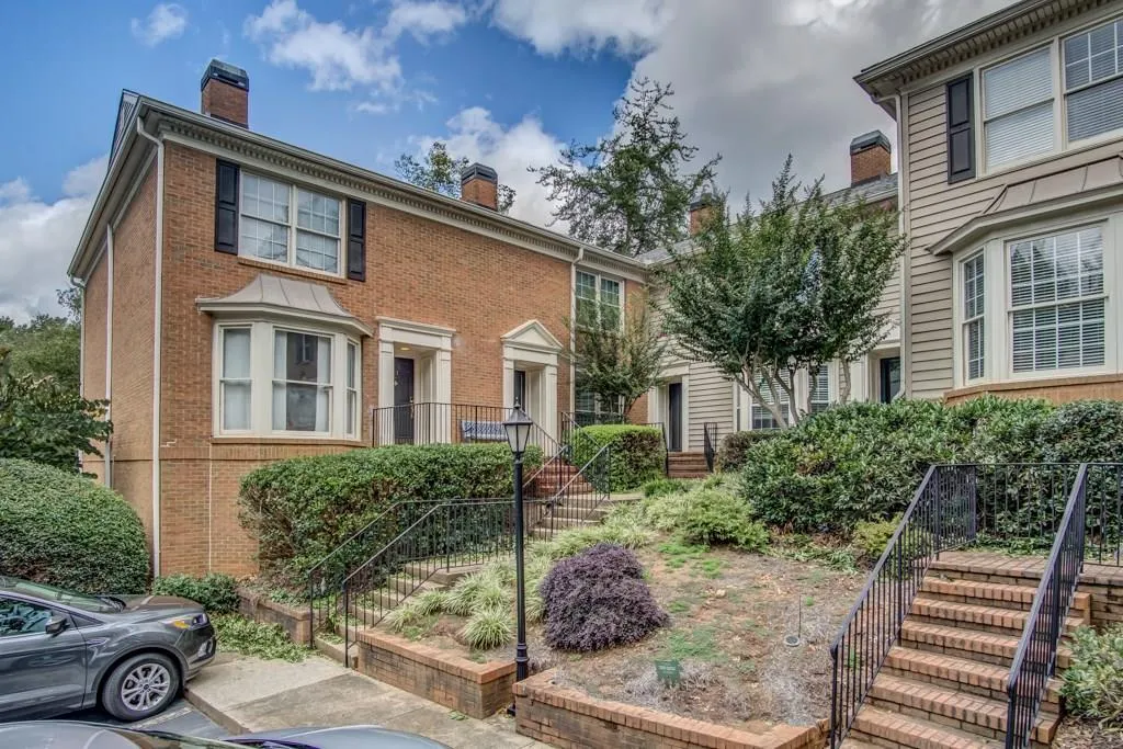 68 Mount Vernon Circle, Sandy Springs, Georgia 30338, 2 Bedrooms Bedrooms, ,2 BathroomsBathrooms,Residential,Sold,68 Mount Vernon Circle,5902692