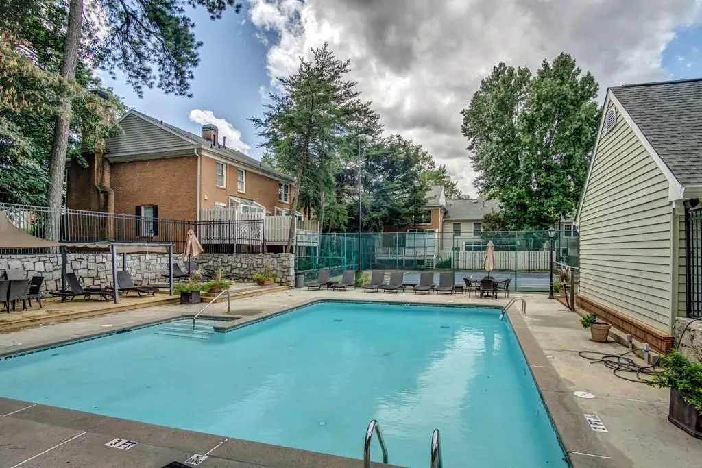 68 Mount Vernon Circle, Sandy Springs, Georgia 30338, 2 Bedrooms Bedrooms, ,2 BathroomsBathrooms,Residential,Sold,68 Mount Vernon Circle,5902692