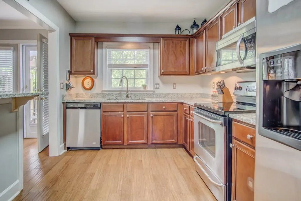 68 Mount Vernon Circle, Sandy Springs, Georgia 30338, 2 Bedrooms Bedrooms, ,2 BathroomsBathrooms,Residential,Sold,68 Mount Vernon Circle,5902692