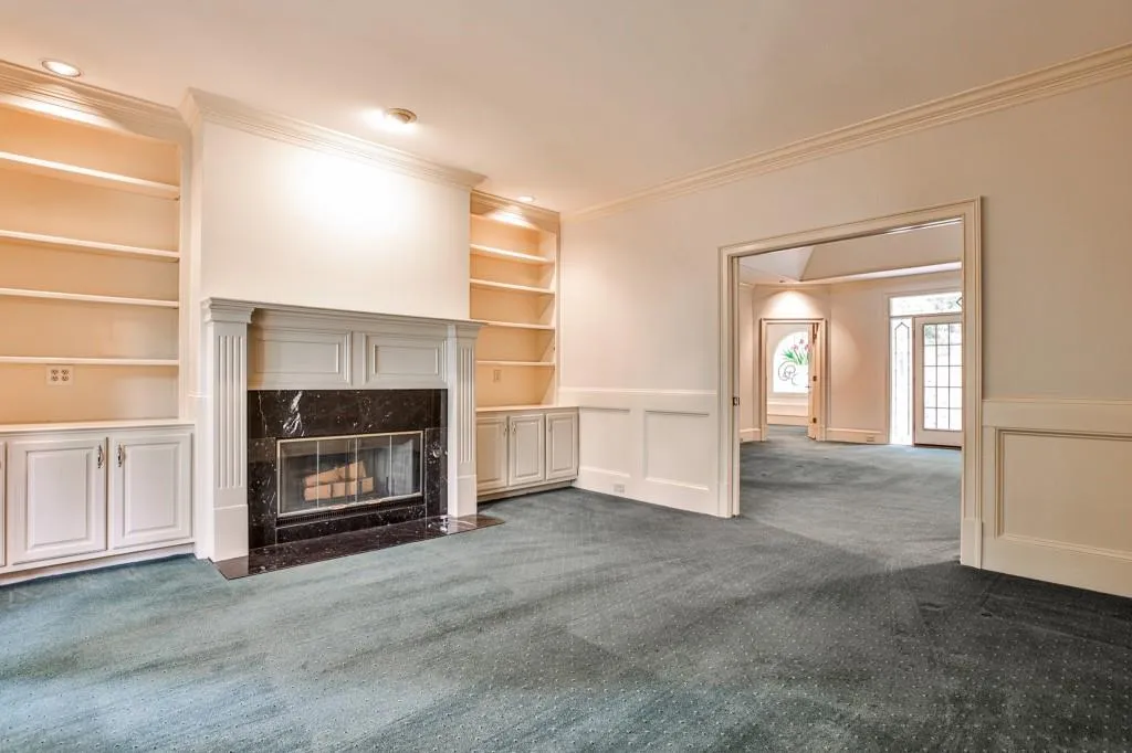 815 Jett Ferry Manor, Sandy Springs, Georgia 30350, 4 Bedrooms Bedrooms, ,3 BathroomsBathrooms,Residential,Sold,815 Jett Ferry Manor,6886249