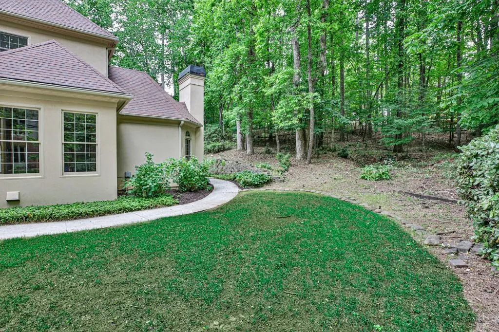 815 Jett Ferry Manor, Sandy Springs, Georgia 30350, 4 Bedrooms Bedrooms, ,3 BathroomsBathrooms,Residential,Sold,815 Jett Ferry Manor,6886249