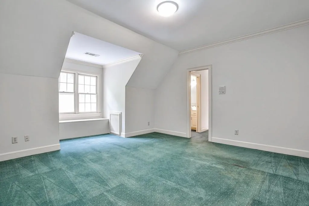 815 Jett Ferry Manor, Sandy Springs, Georgia 30350, 4 Bedrooms Bedrooms, ,3 BathroomsBathrooms,Residential,Sold,815 Jett Ferry Manor,6886249