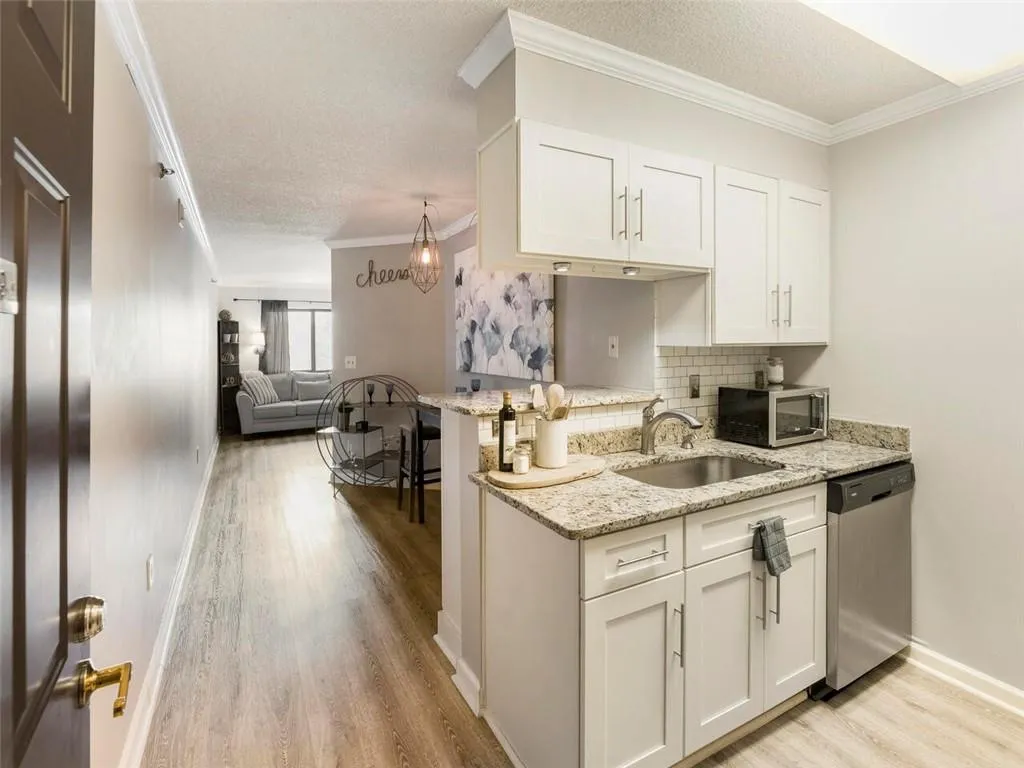795 Hammond Drive Unit 509, Atlanta, Georgia 30328, 1 Bedroom Bedrooms, ,1 BathroomBathrooms,Residential,Sold,795 Hammond Drive Unit 509,6927768