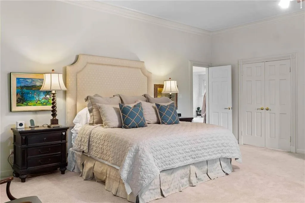 Oversized primary bedroom